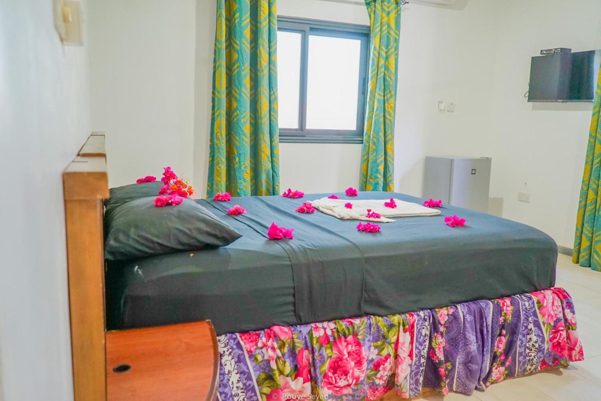 Mgm Apartments Gambia Kololi Exterior foto